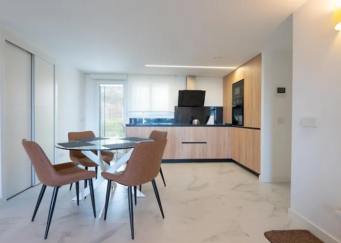 Yourspain P310c Apartment